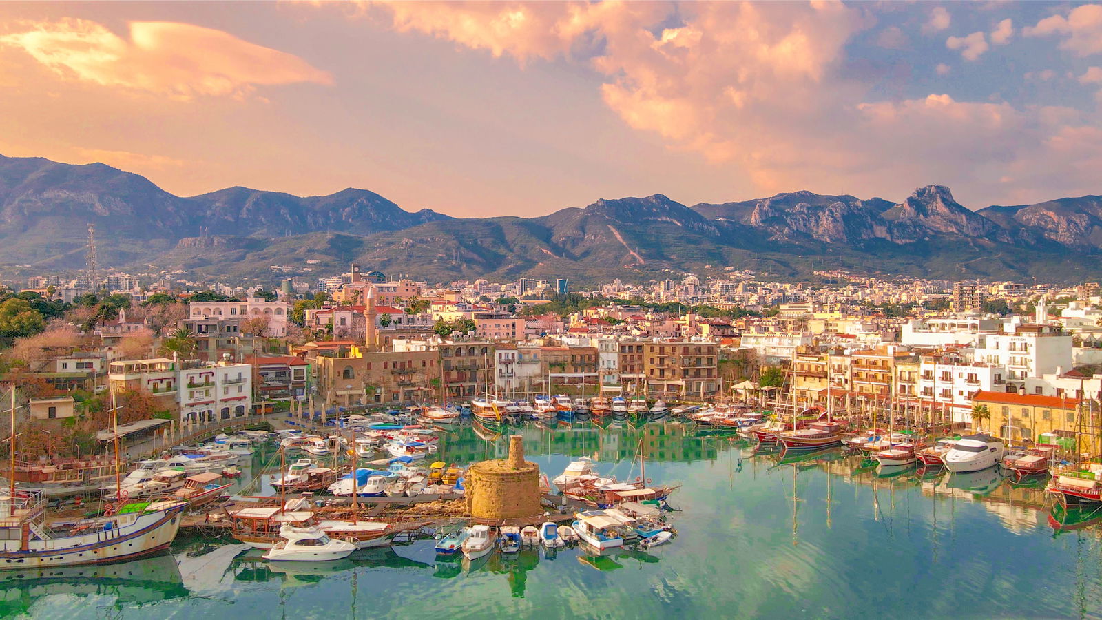 O imagine reprezentand Kyrenia